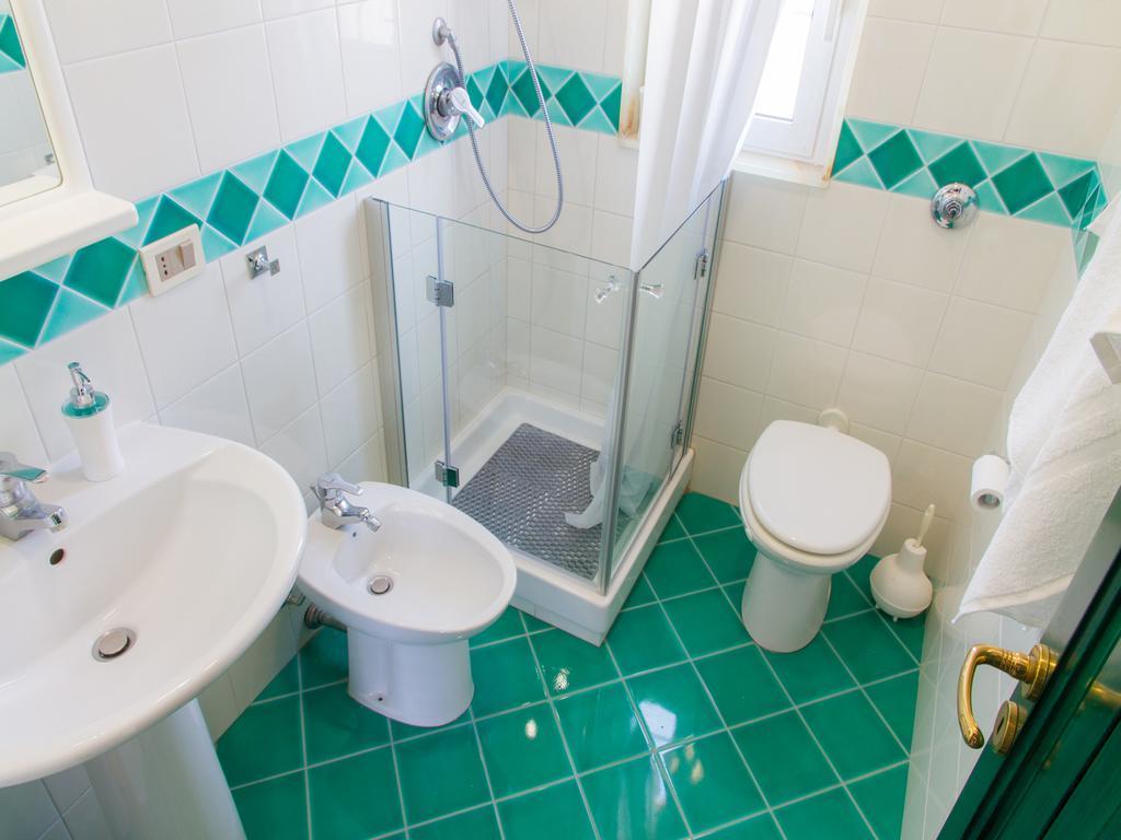 Gelso Bianco Apartments Кампофеліче-ді-Роччелла Екстер'єр фото